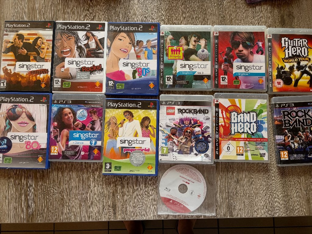 Lot jeux musicaux PS2 / PS3 (SingStar, Rock Band,...), Enlèvement ou Envoi, Comme neuf, Musique
