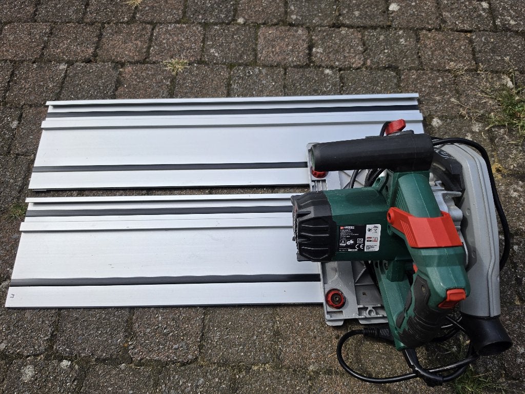 Scie plongeante sur rail Parkside PTSS 1200, 1200 watts ou plus, 30 à 70 mm, Parkside, Enlèvement