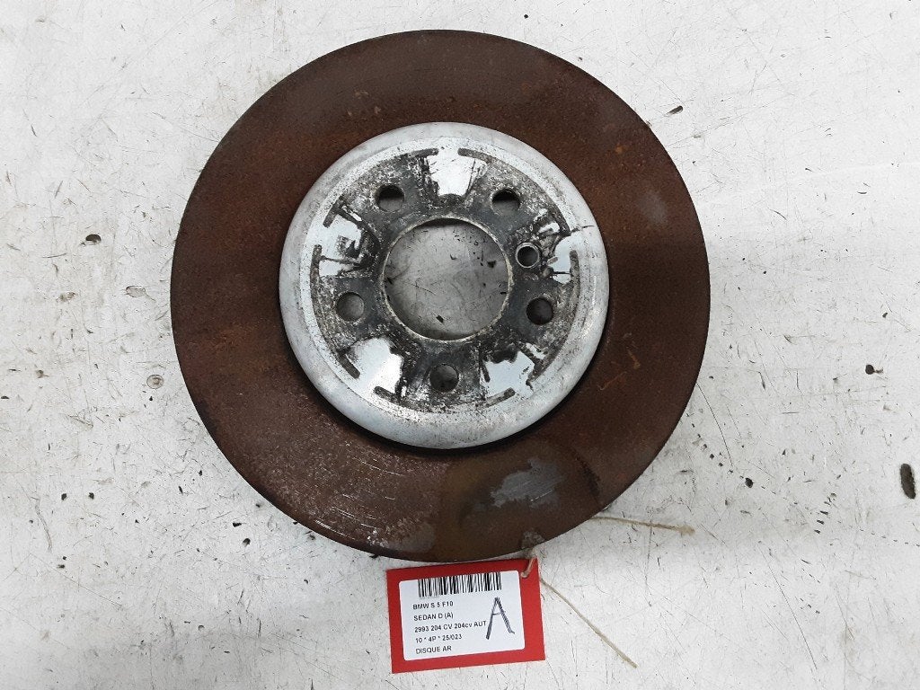 REMSCHIJF ACHTER BMW 5 serie (F10) (01-2009/10-2016), Gebruikt, Mevr. I. Hauben, BMW, Rue de l'Espoir 34 34
4030  GRIVEGNÉE, BE