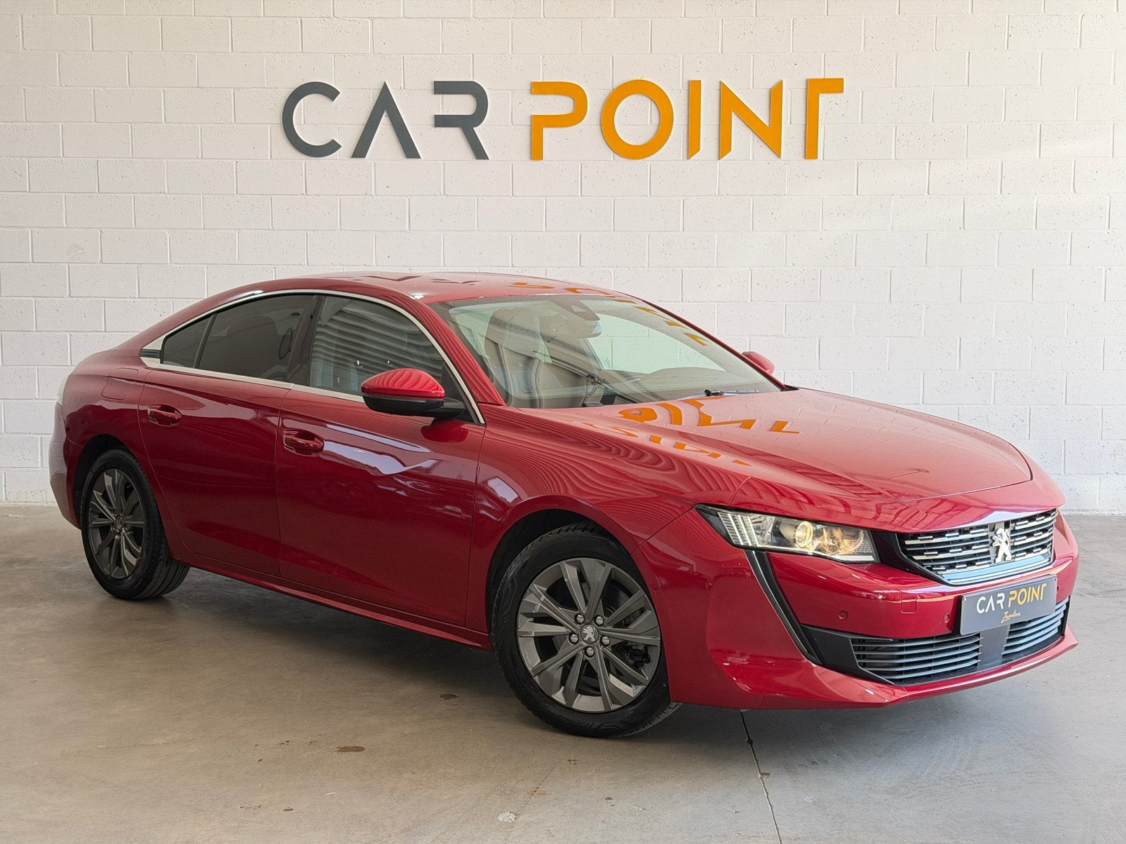 1.6 CARPLAY - BOITE AUTO - LED - CUIR - GARANTIE 12 MOIS, Autos, Achat, Euro 6, Entreprise, 5 portes