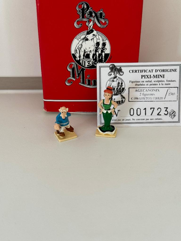 Agecanonix 2 figurines - pixi - mini village Asterix, Enlèvement ou Envoi