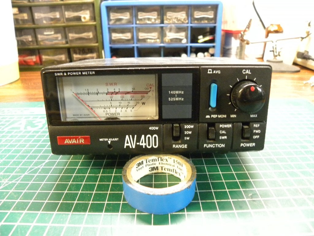 igst Avair AV-400 swr/pwr  voor 2mtr en 70cm + tussenkabel, Telecommunicatie, Ophalen, Zo goed als nieuw, Zender en Ontvanger