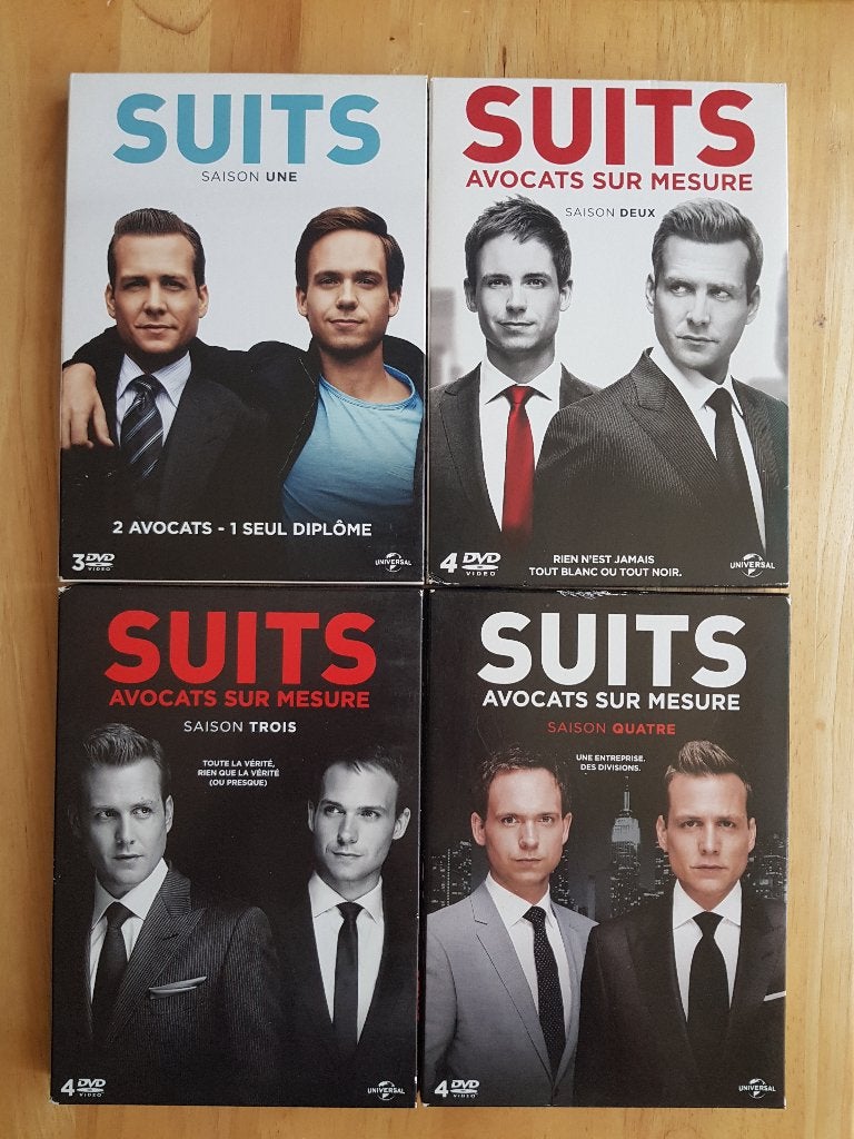 Coffrets DVD Suits (saisons 1 à 4), Saison 1, Matériel bonus, Tous les âges, Comme neuf