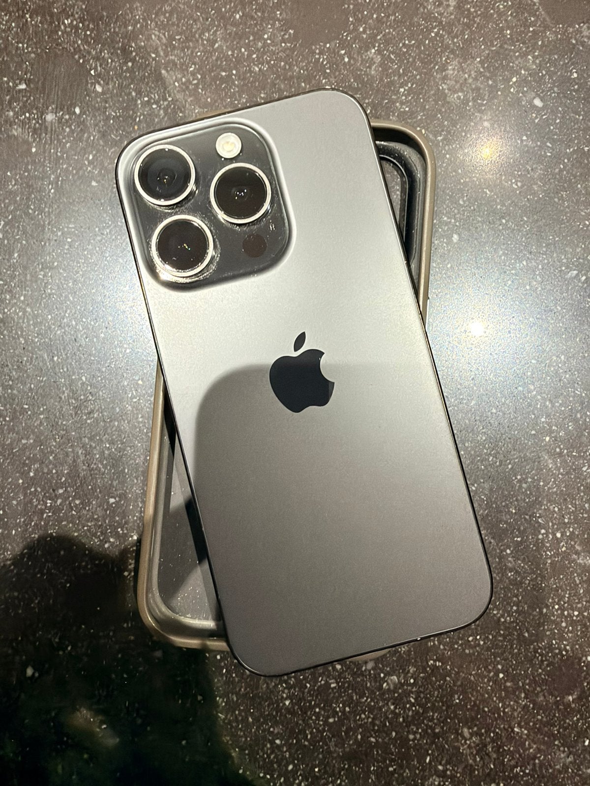 Iphone 15 pro 128gb, Télécoms, 128 GB, Comme neuf, Enlèvement, Sans abonnement