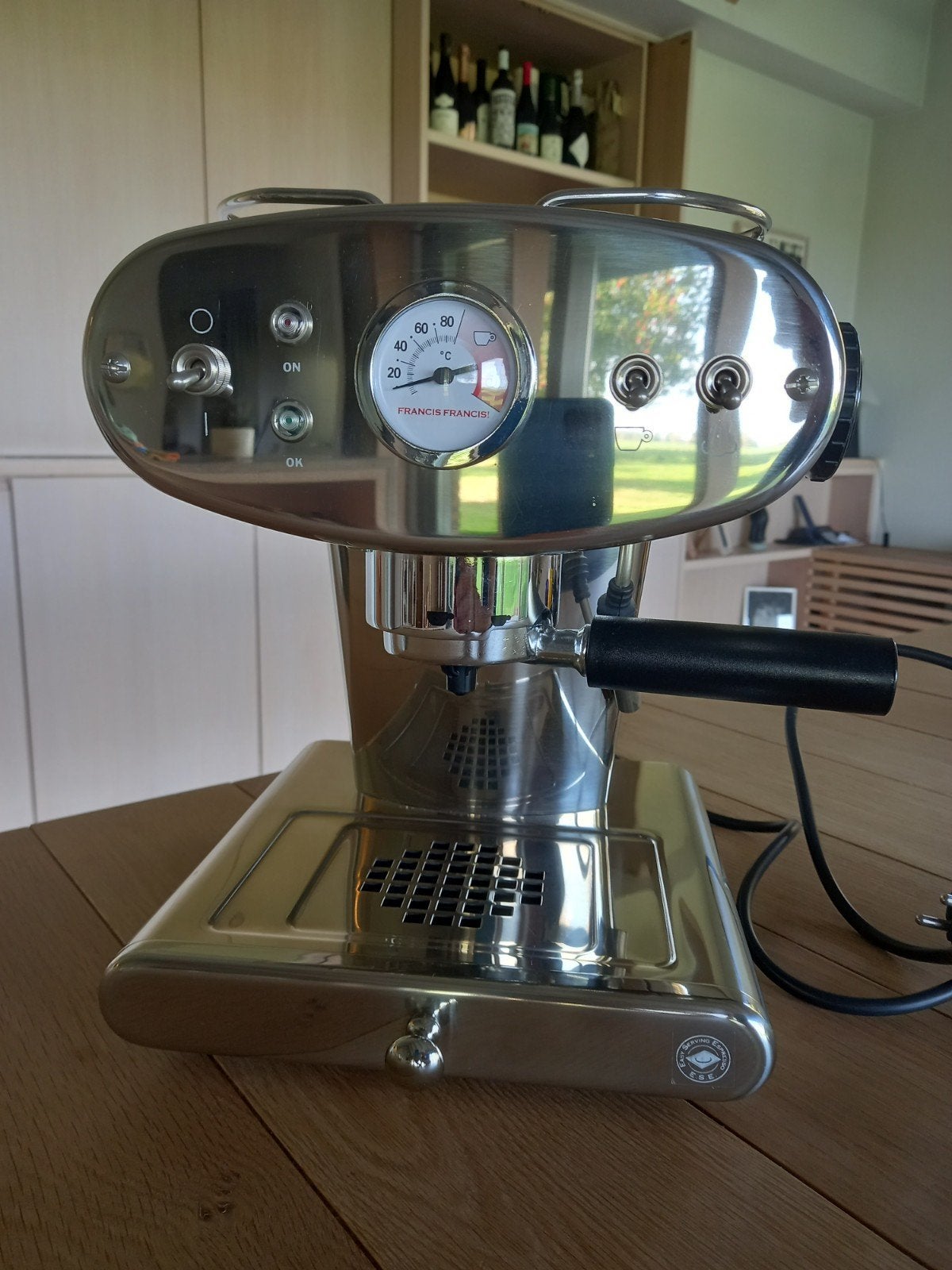 Koffiezet : Francis Francis!, Elektronische apparatuur, Ophalen