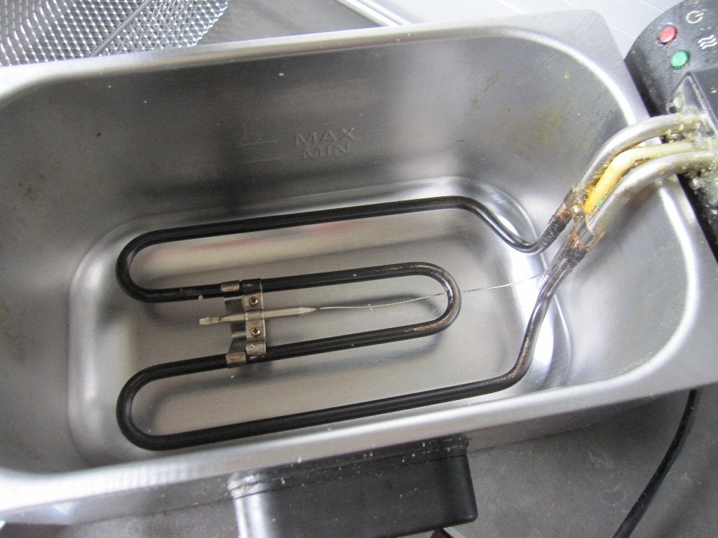 friteuse Tristar 3 litres 2200W, Elektronische apparatuur, Frituurpannen, 2 tot 3 liter, Ophalen, Gebruikt