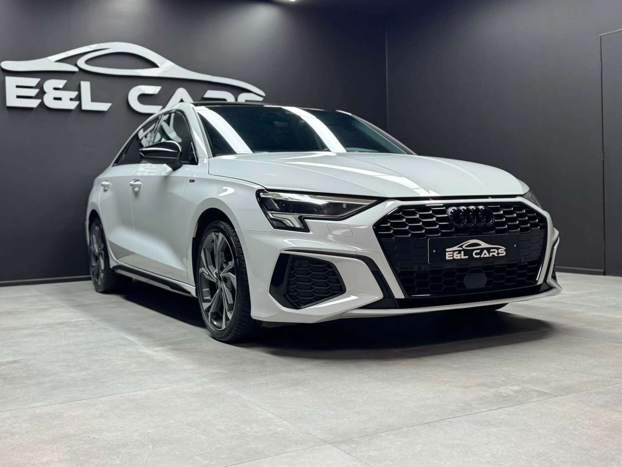 Audi A3 A3 30 TDi S line S tronic *12 mois de garantie*, Autos, Audi, Achat, Entreprise, Noir, Automatique