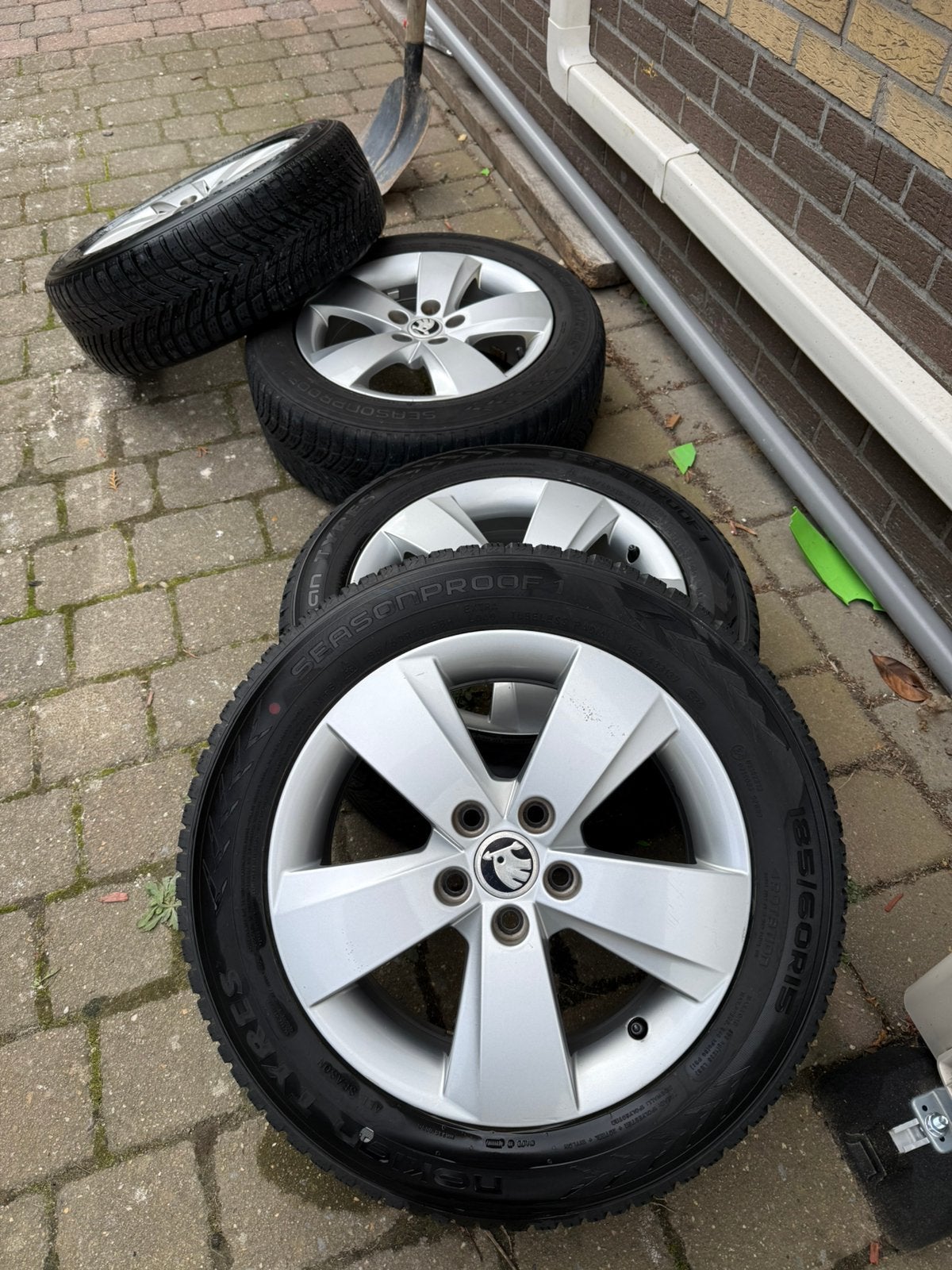 Jantes SKODA VW AUDI SEAT avec pneus 15 pouces, Autos : Pièces & Accessoires, 15 pouces, 4 Saisons, Véhicule de tourisme, 185 mm