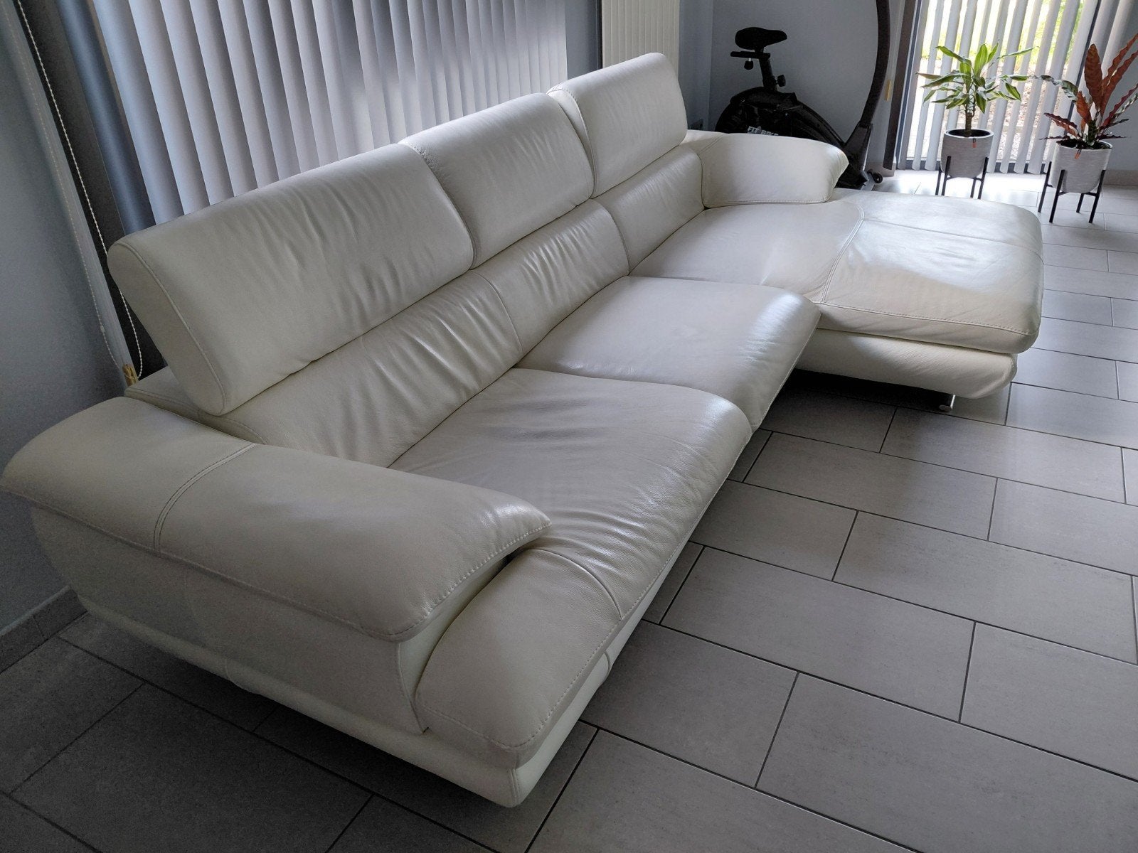 Echte wit-lederen 3-zit met longchair gedeelte, Huis en Inrichting, Ophalen