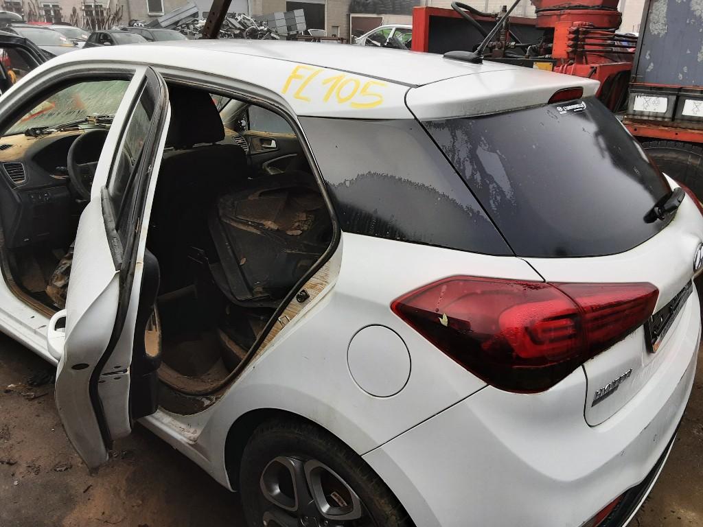 AILE ARRIÈRE GAUCHE Hyundai i20 (GBB) (01-2014/08-2020), Arrière, Garde-boue, Mevr. I. Hauben, Utilisé
