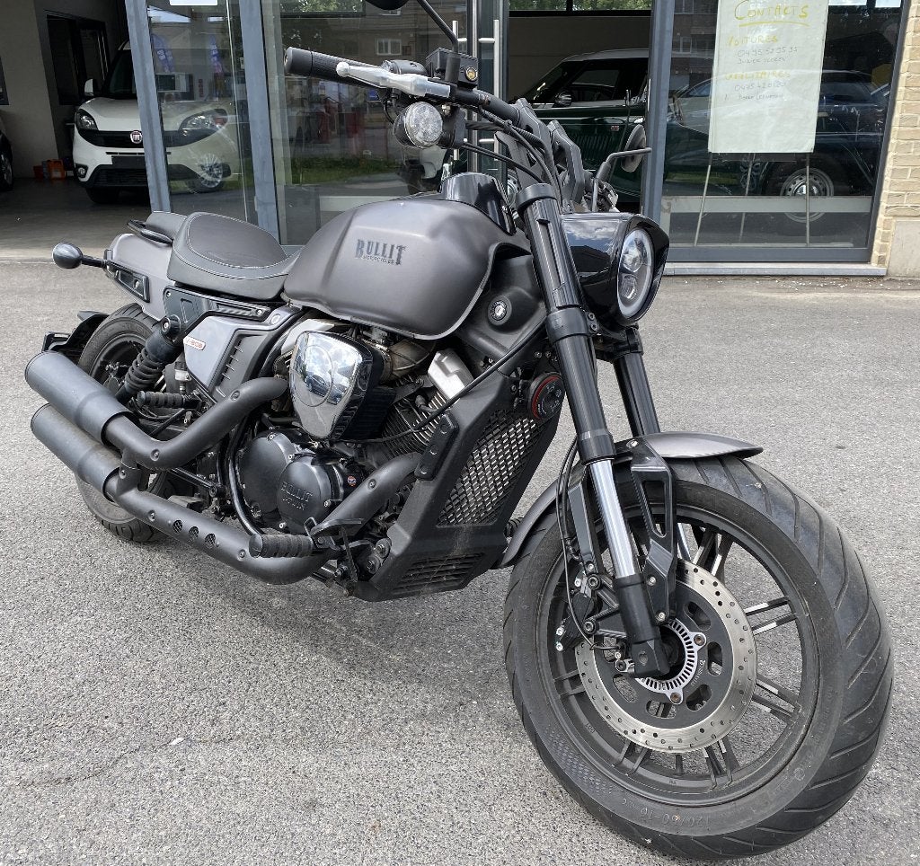 Bullit V BOB 250, Motos, Enlèvement, 2 cylindres, 12 à 35 kW