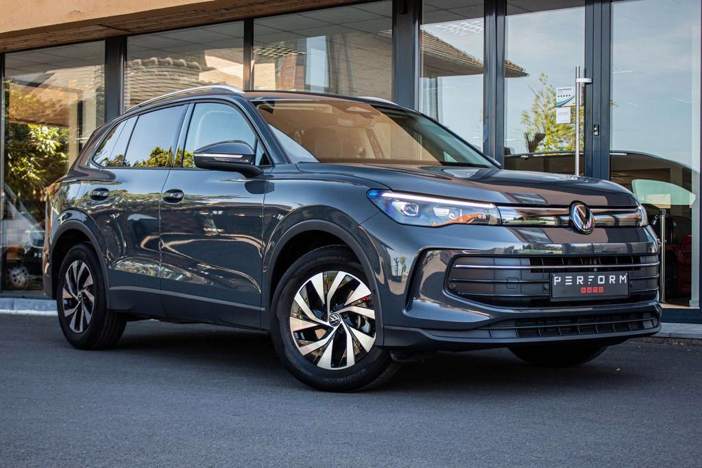 Volkswagen Tiguan e-HYBRID 1.5 E-TSI DSG*180kW*MASSAGE & MEM, Automaat, USB, Gebruikt, 5 zetels