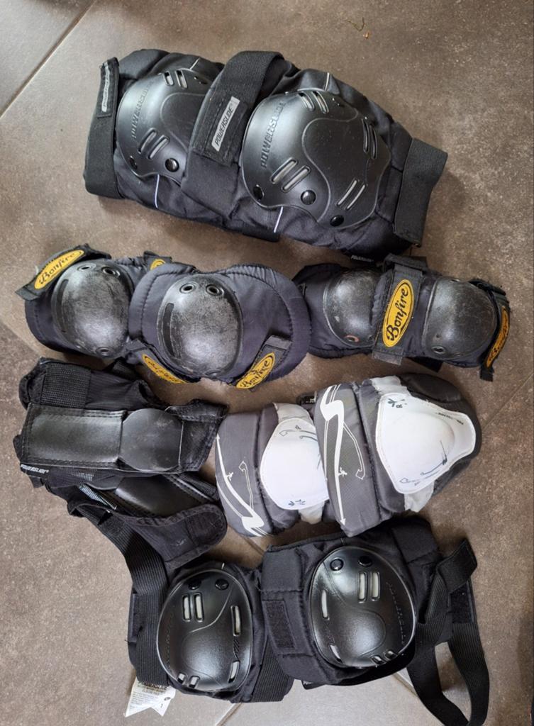 Lot PROTECTIONS skate ou roller (genoux, coudes et poignets), Sport en Fitness