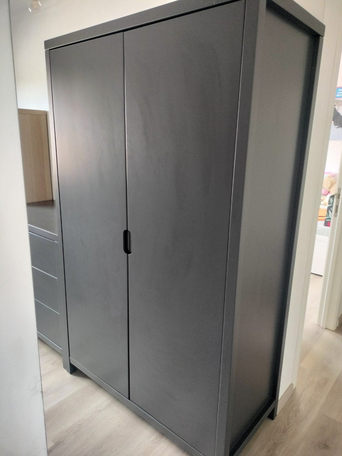 Kleerkast en ladekast te koop, Huis en Inrichting, Kasten | Kleerkasten, Ophalen, Gebruikt, 100 tot 150 cm, Met lade(s)