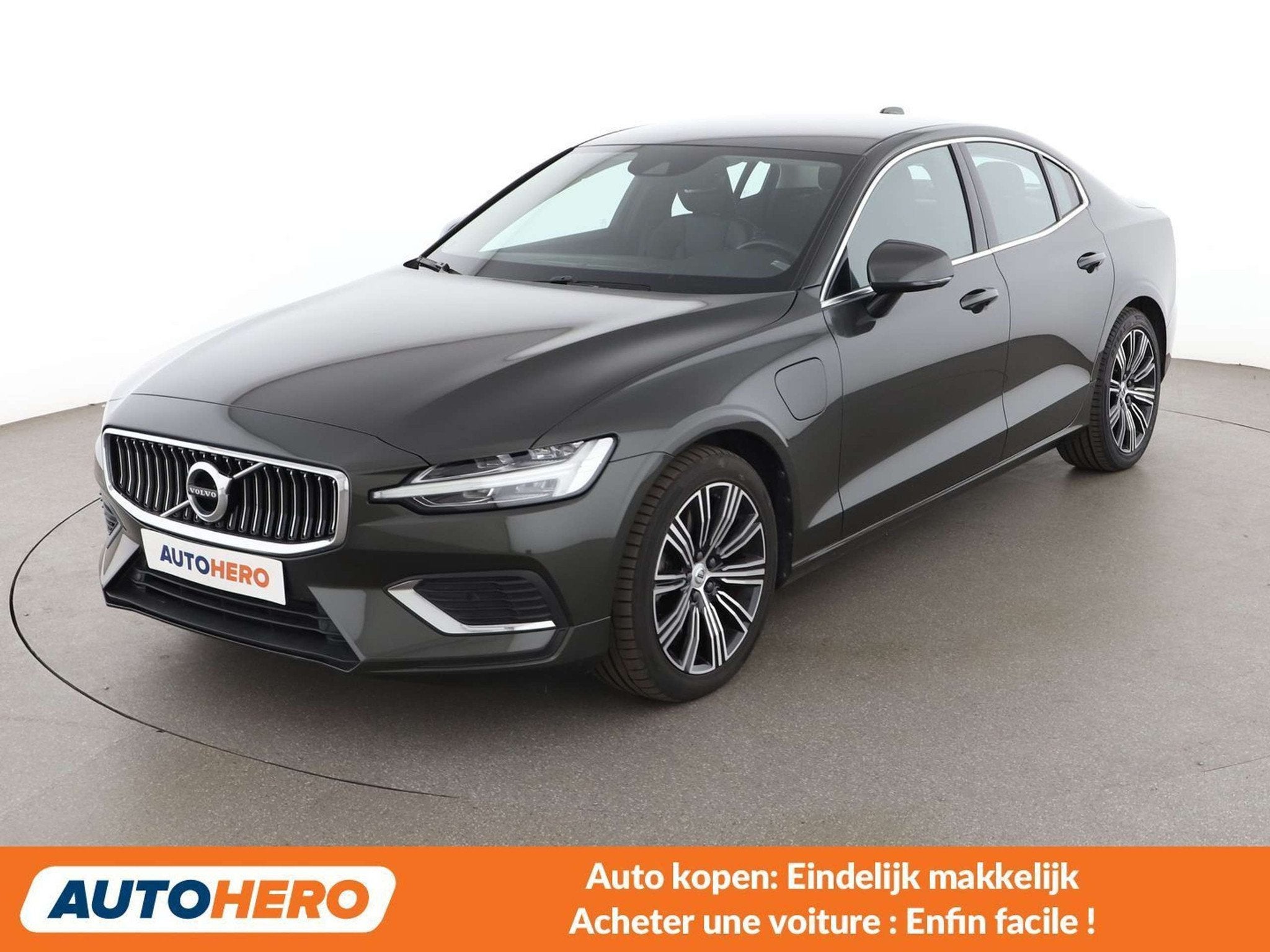 Volvo S60 2.0 T8 Plug-in Hybrid Inscription AWD, Cuir, Argent ou Gris, Achat, https://public.car-pass.be/vhr/e2c4ebc3-0625-4869-9e3c-d4bb7065439f