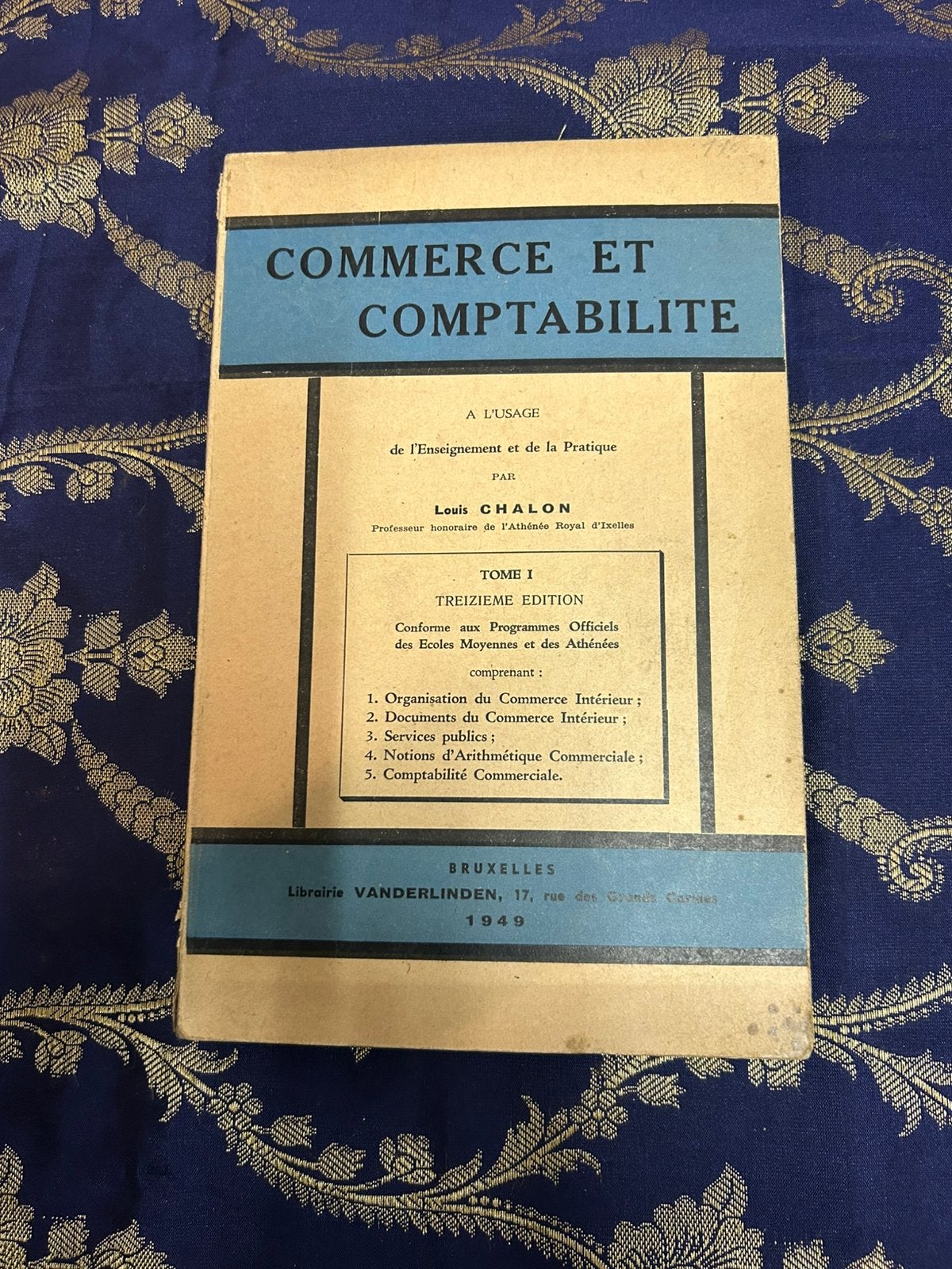 Oud Belgisch handboek „Commerce and Accounting” — 1949, Boeken, Ophalen, Gelezen