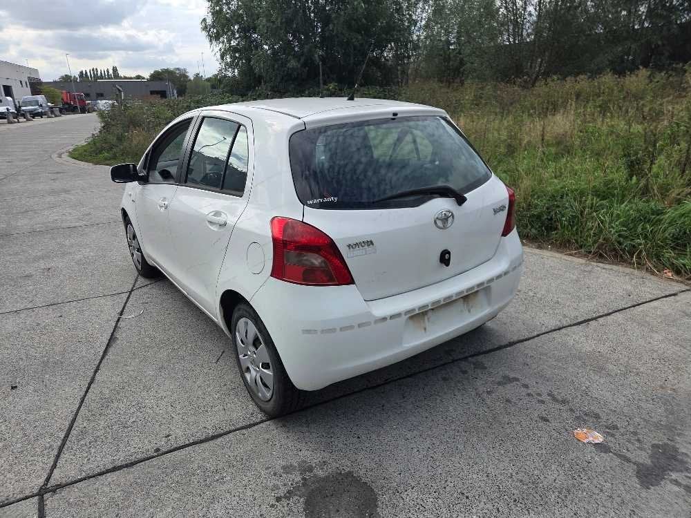Toyota Yaris 2006 - Voiture, Autos, Achat, Entreprise, Autre carrosserie, Occasion