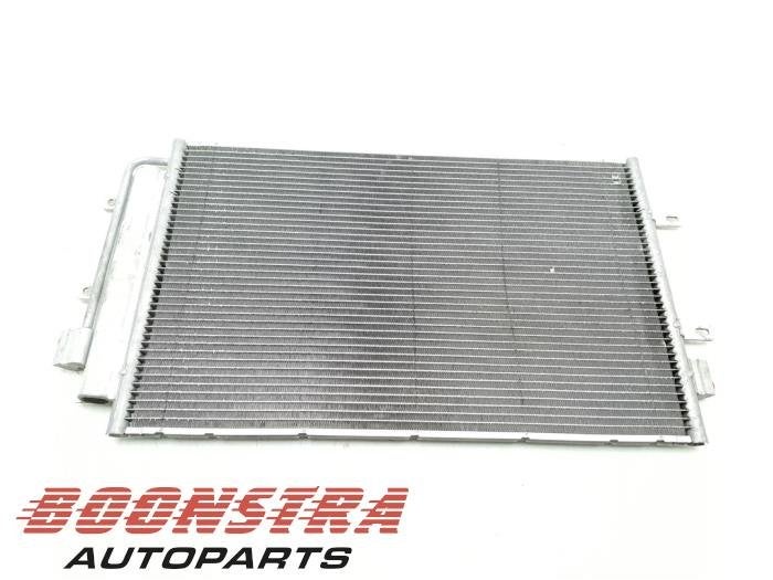 Condensateur clim d'un Iveco New Daily (New Daily 14-), -, 3 mois de garantie, Utilisé, Autres marques automobiles