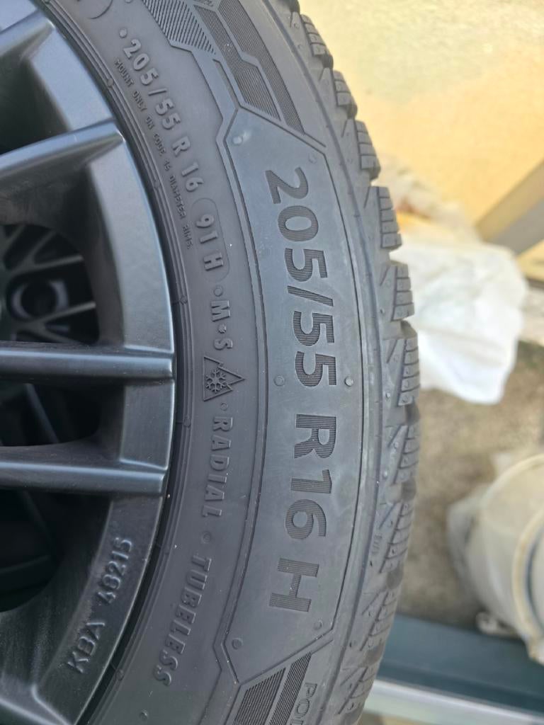 Velg 205 55 R 16 met banden,, Auto-onderdelen, Banden en Velgen, Band(en)
