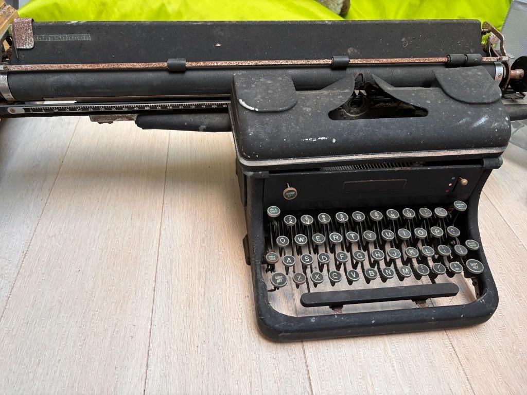 Woodstock typemachine, Enlèvement