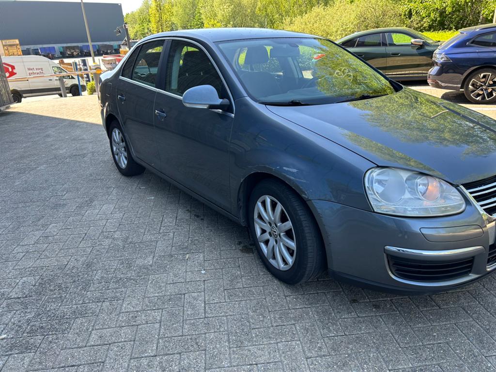 À vendre – Volkswagen Jetta 1.9 TDI – 2009   ️, Auto's, 5 deurs, Particulier, Euro 4, Jetta