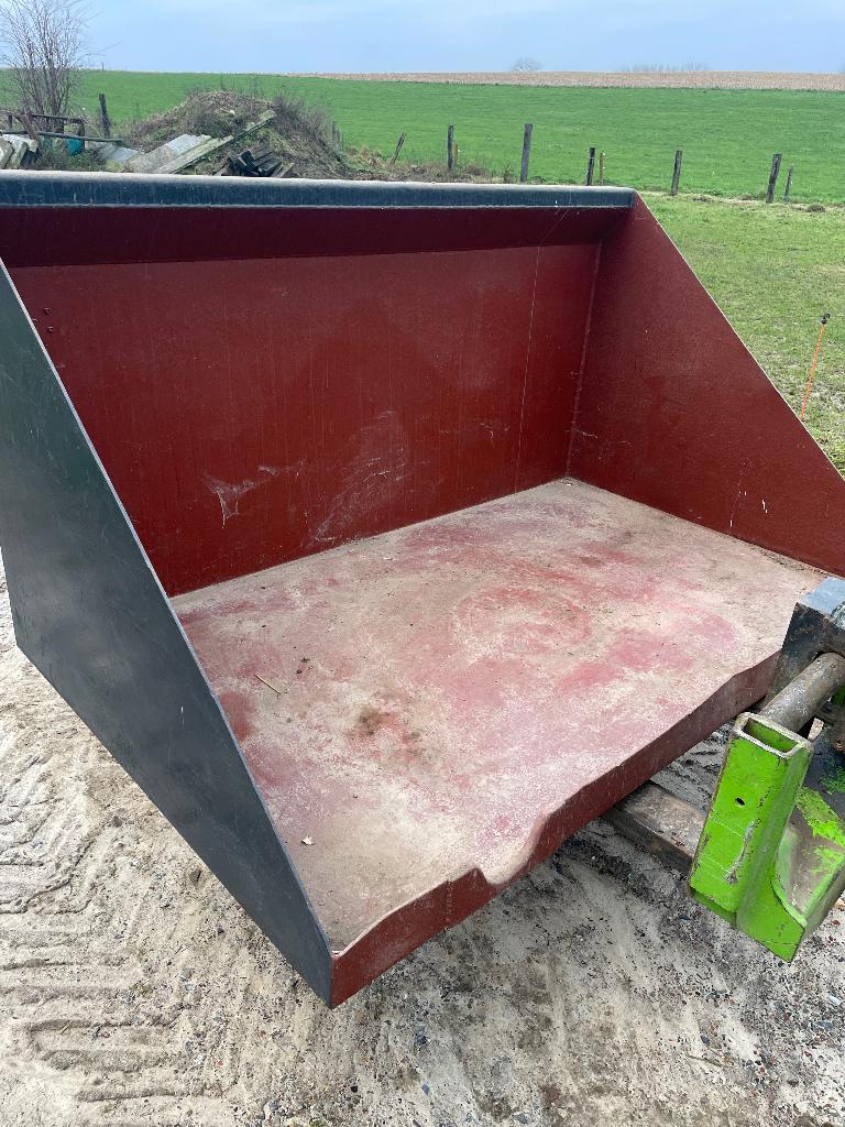 Zware tractorbak, Ophalen