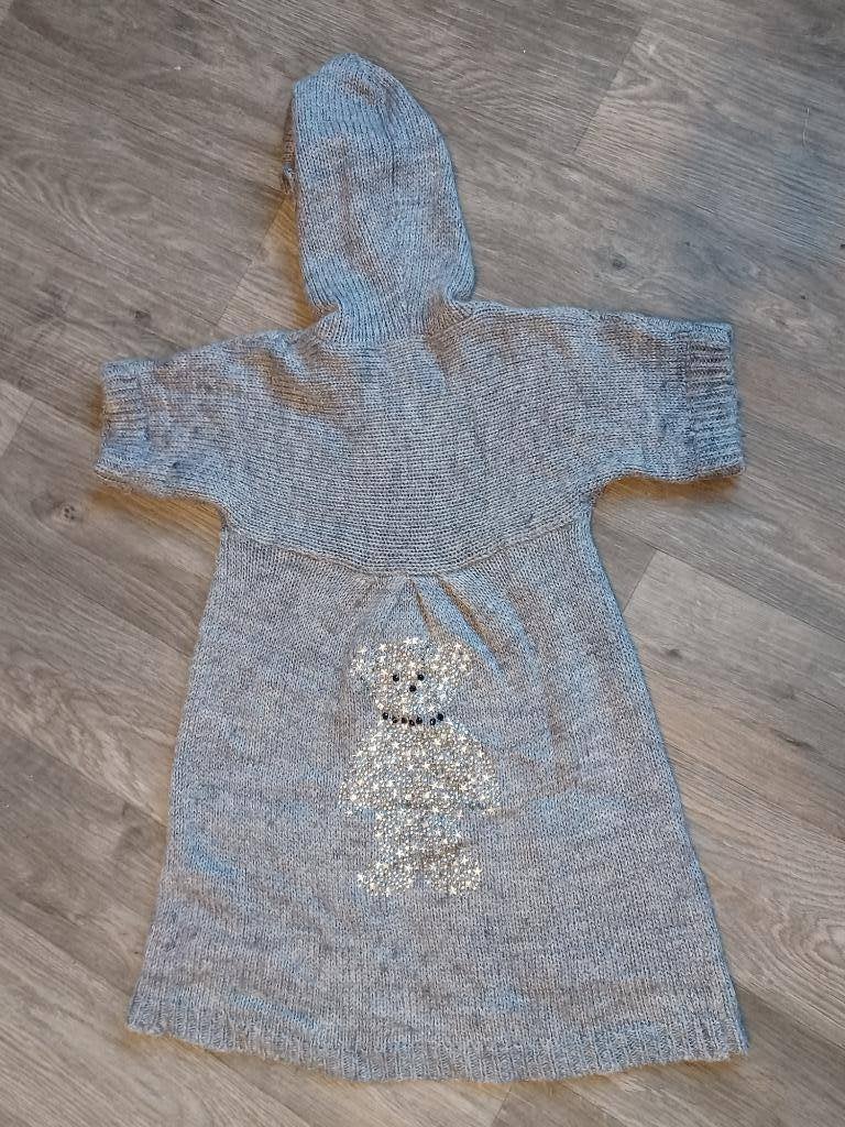un longue gilet a capuche / mohair/ taille 10a, Kinderen en Baby's, Ophalen of Verzenden