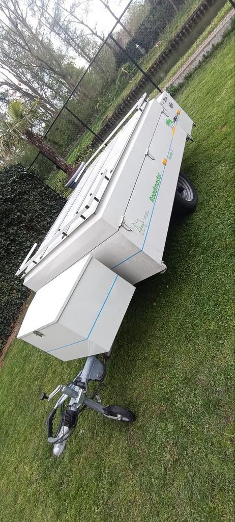 CHARIOT À BAGAGES AVEC COUVERCLE RIGIDE, Enlèvement