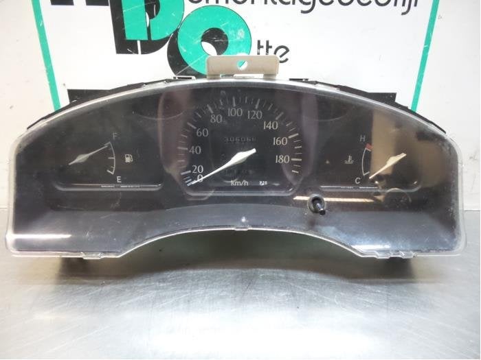 Instrument de bord d'un Toyota Starlet (Starlet 95-), -, 3 mois de garantie, Toyota, Utilisé