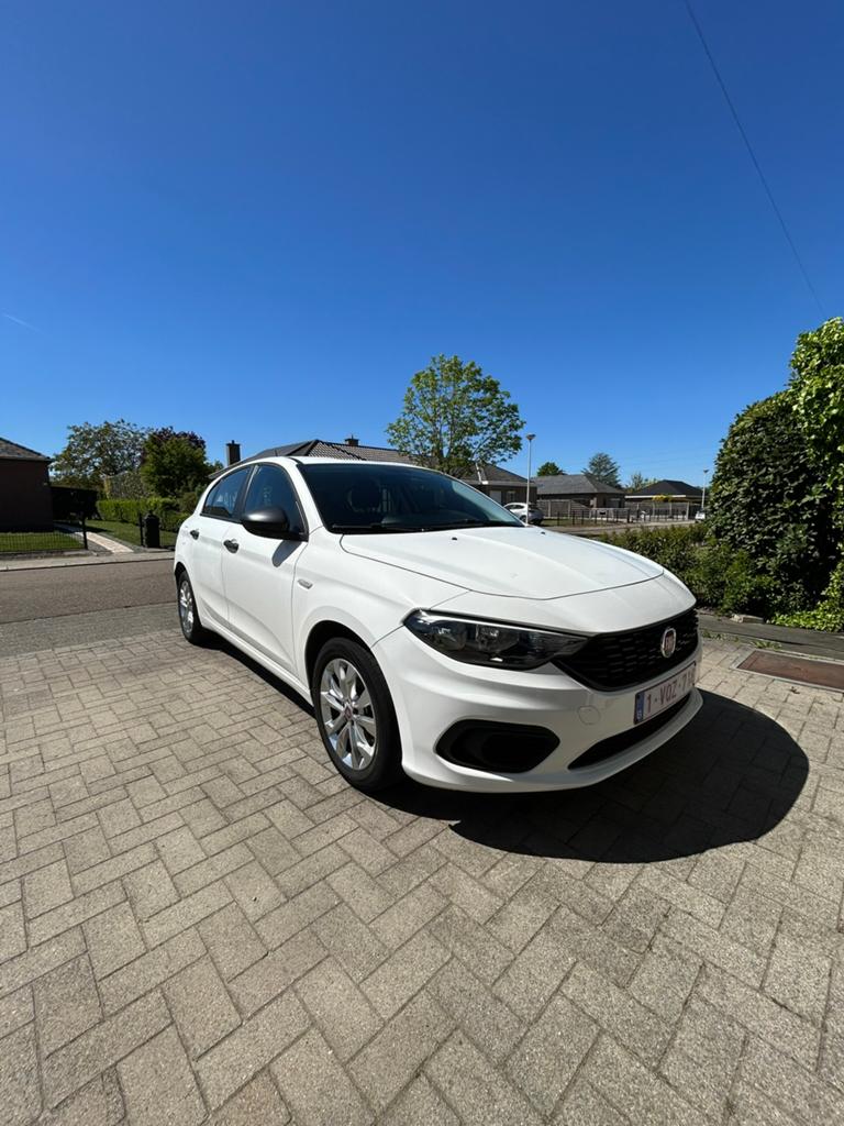 Fiat tipo 1.4 city 95 navi, Auto's, Stof, Wit, 151 g/km, 5 deurs