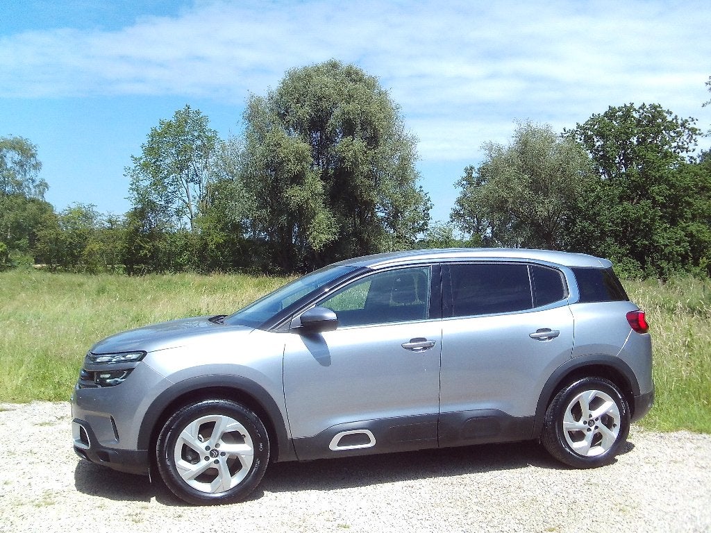 Citroen C5 Aircross Benzine 75dkm 18"ALu Camera LED 131PK 22, Auto's, Citroën, Voorwielaandrijving, Dealer onderhouden, Euro 6