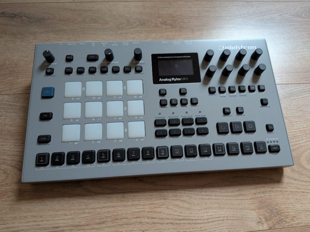 Elektron Analog Rytm mk2 incl. decksaver & originele doos, Muziek en Instrumenten, Drumcomputers, Zo goed als nieuw, Overige merken