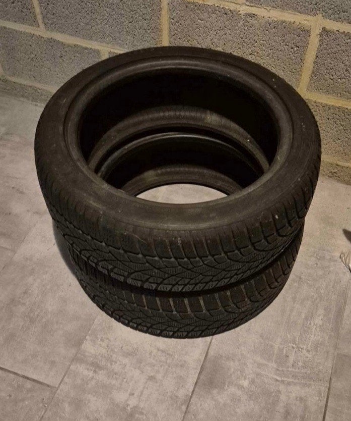 2 pneu hiver dunlop 205/50R17 winter, Pneus hiver, 205 mm, Pneu(s), Enlèvement