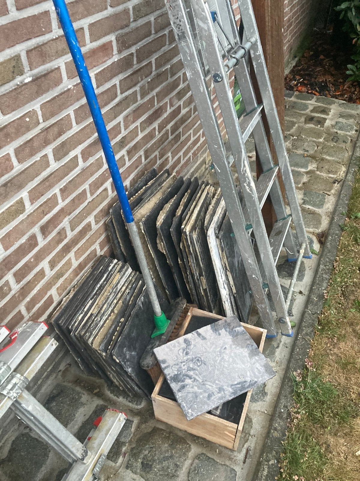 Gratis tegels, Tuin en Terras, Tegels en Klinkers, Ophalen, Gebruikt, Keramiek, Minder dan 5 m²