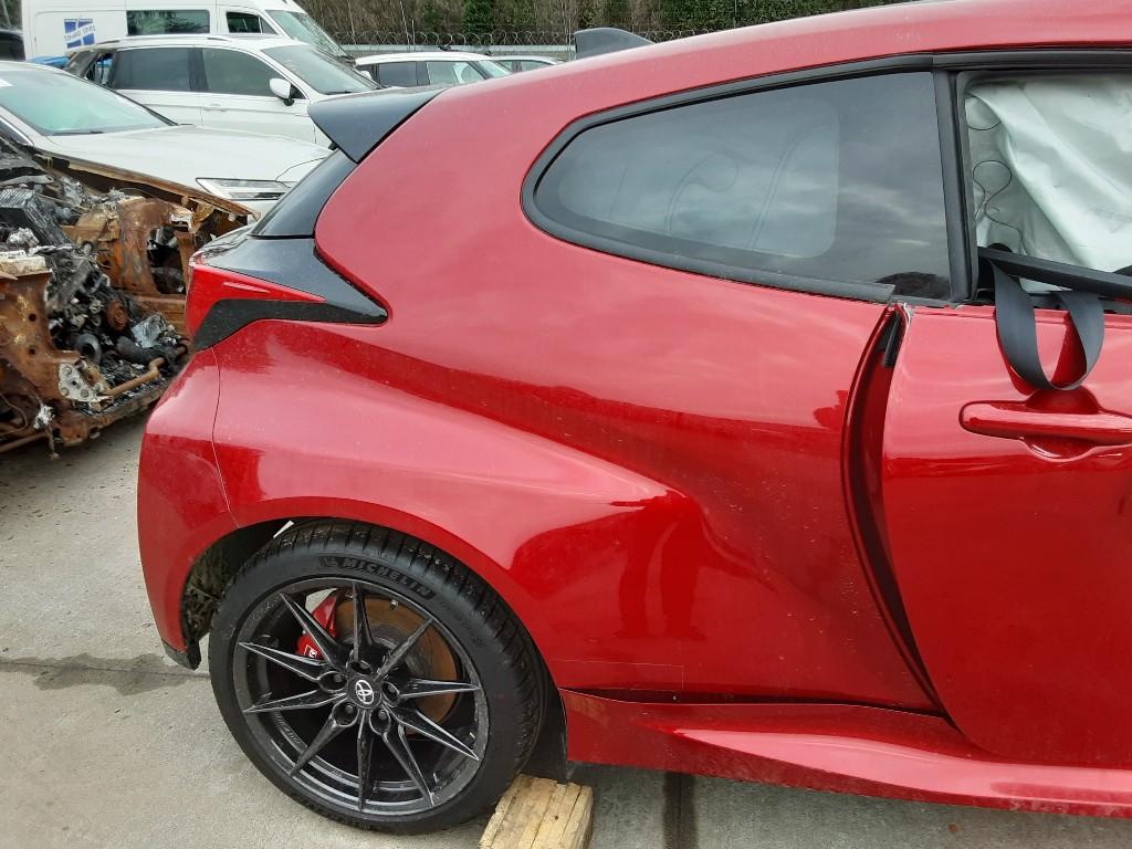AILE ARRIÈRE DROIT Toyota Yaris IV (P21 / PA1 / PH1), Autos : Pièces & Accessoires, Utilisé, Arrière, Toyota, Garde-boue