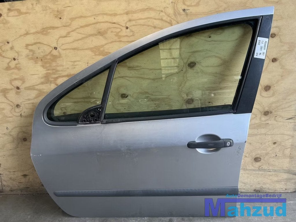 PEUGEOT 307 Zilver grijs EYCC links voor deur 2000-2009, Autos : Pièces & Accessoires, Carrosserie & Tôlerie, Porte, Peugeot, Avant