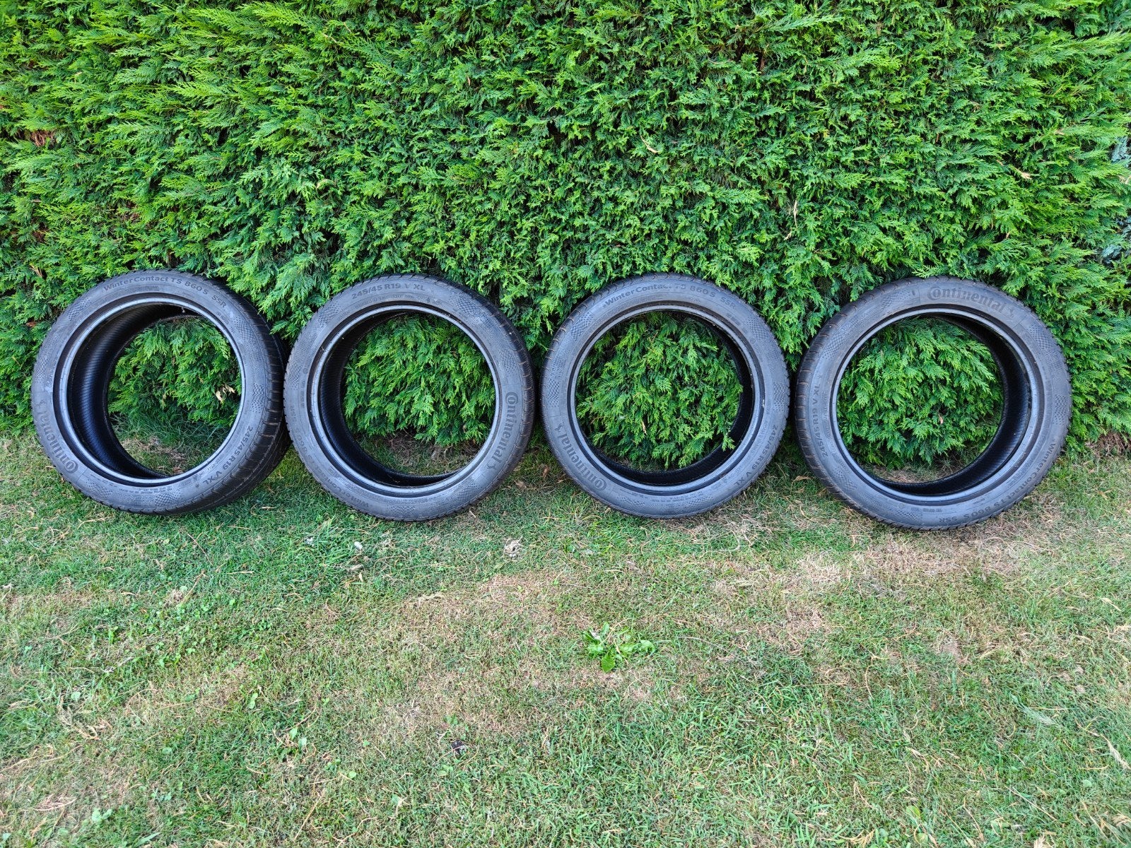 4 x Continental WinterContact TS 860 S SSR — 245/45 R19 102, Véhicule de tourisme, Pneu(s), Utilisé, Pneus hiver