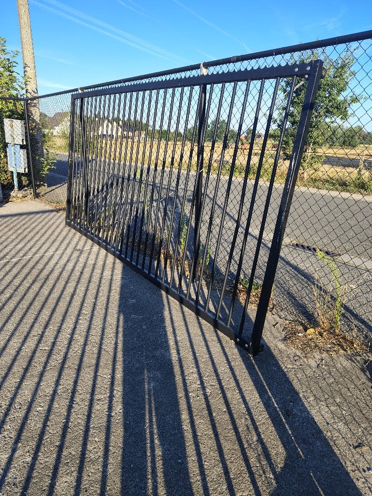 poort hekken beschadigd 400 x 200 cm, Tuin en Terras, Tuinpoorten, Ophalen, Gebruikt, 150 tot 200 cm, IJzer