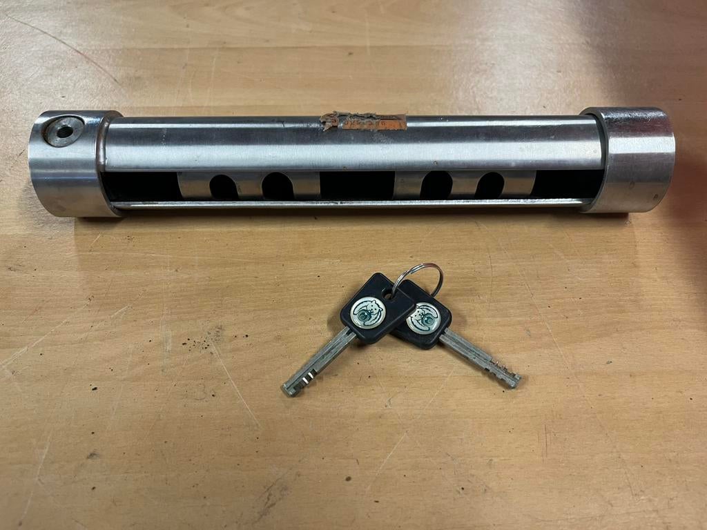 Buitenboordmotor slot, Enlèvement, Utilisé