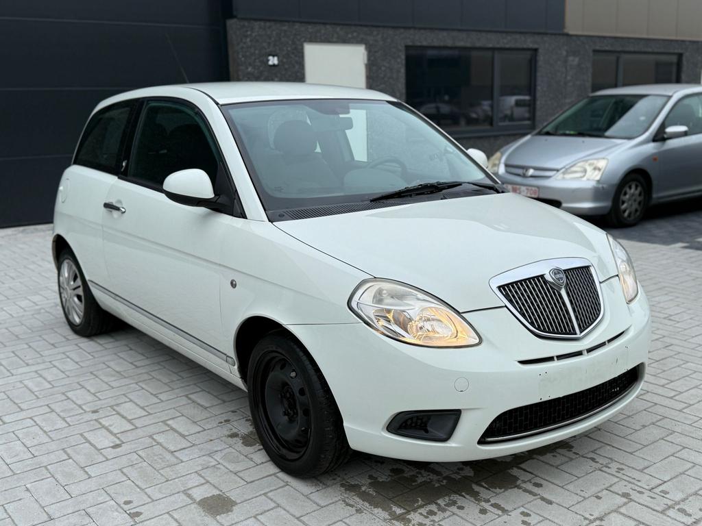 Lancia Ypsilon - 1.3 benzine - Euro 5 - Airco, Autos, Lancia, Euro 5, Achat, Airbags, Entreprise