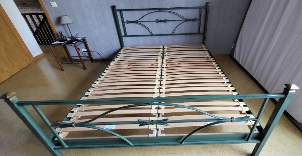 metalen bed 160 x 200 inclusief lattenbodems, Huis en Inrichting, Ophalen, Gebruikt, Tweepersoons, 200 cm