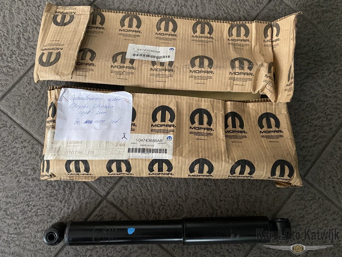 Schokdemper set achter Chrysler Voyager 1998-2000, Neuf, -, -, -