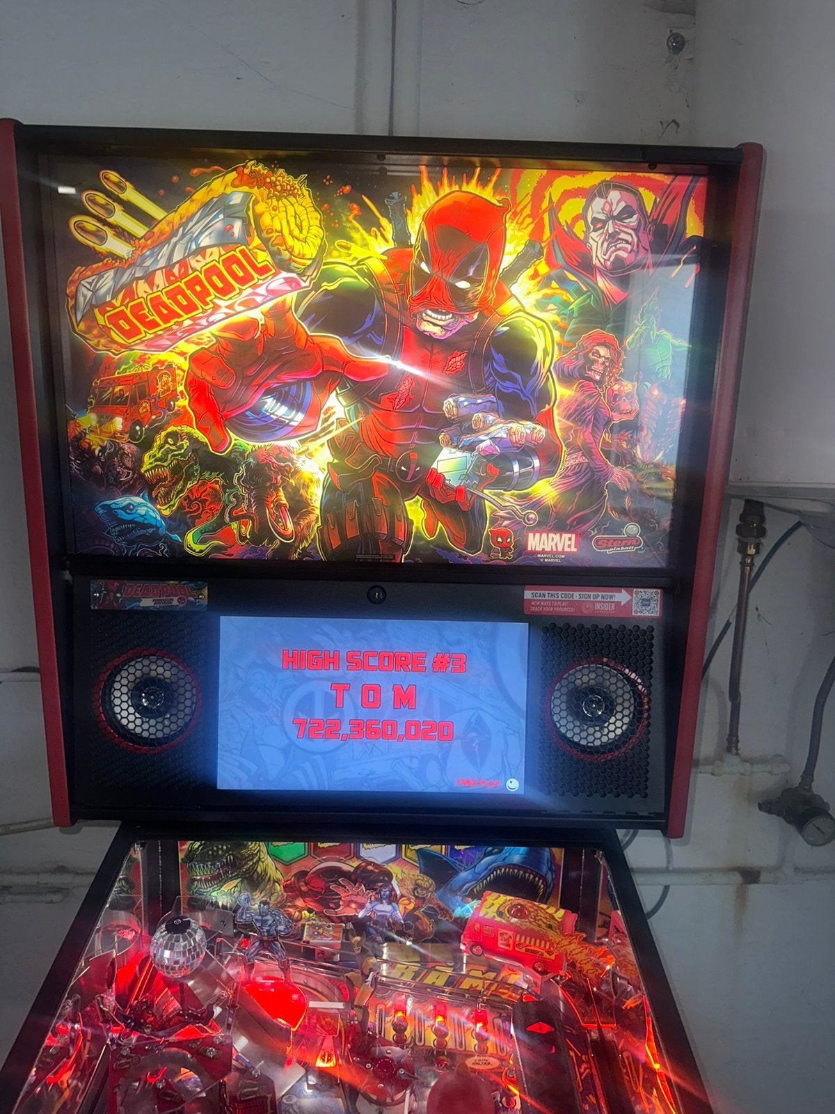 Deadpool Premium HUO, Ophalen, Stern, Zo goed als nieuw, Dot-matrix