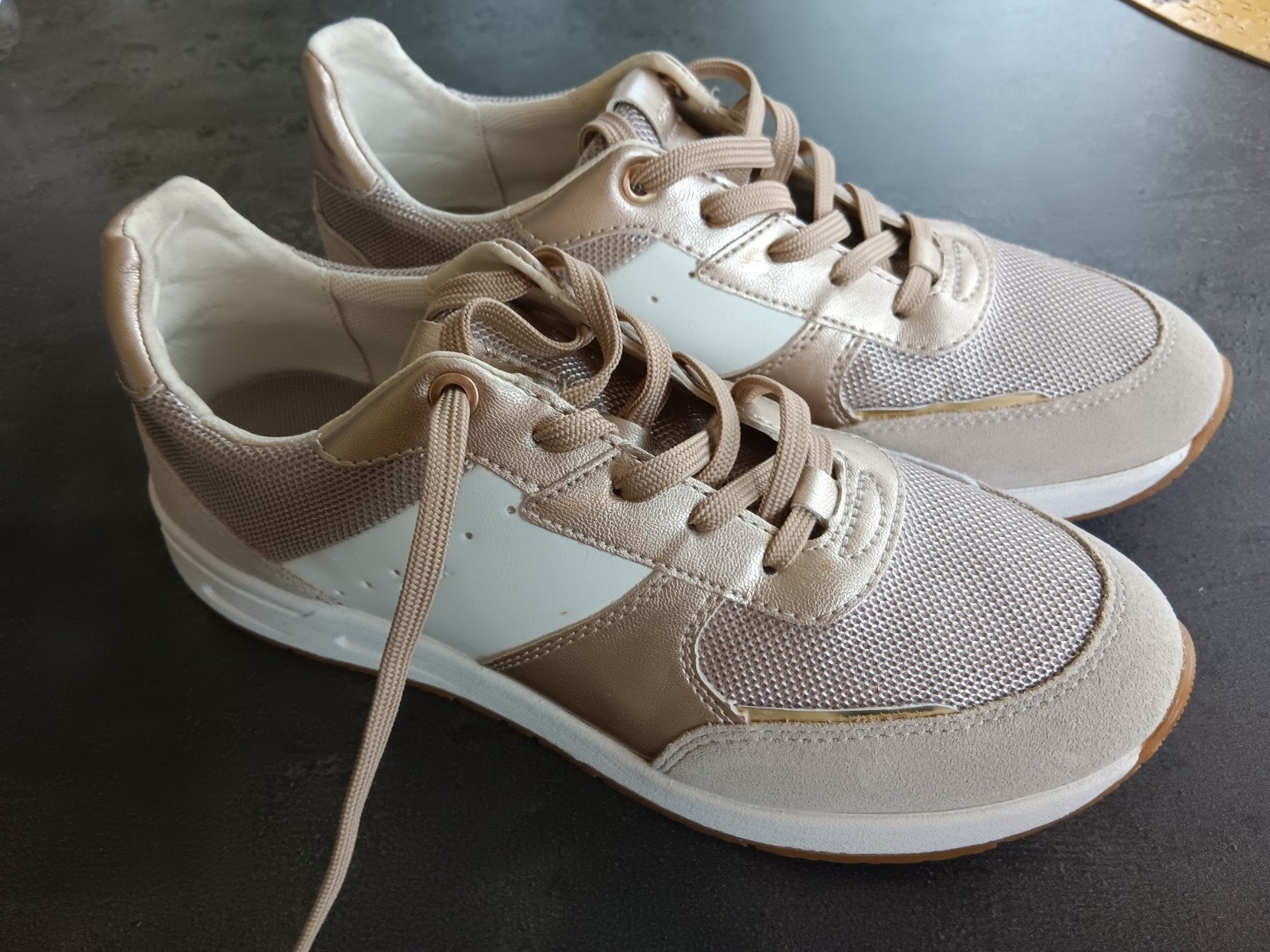 Nieuwe Geox dames schoenen maat 39, Sports & Fitness, Course, Jogging & Athlétisme, Neuf, Autres marques, Enlèvement ou Envoi
