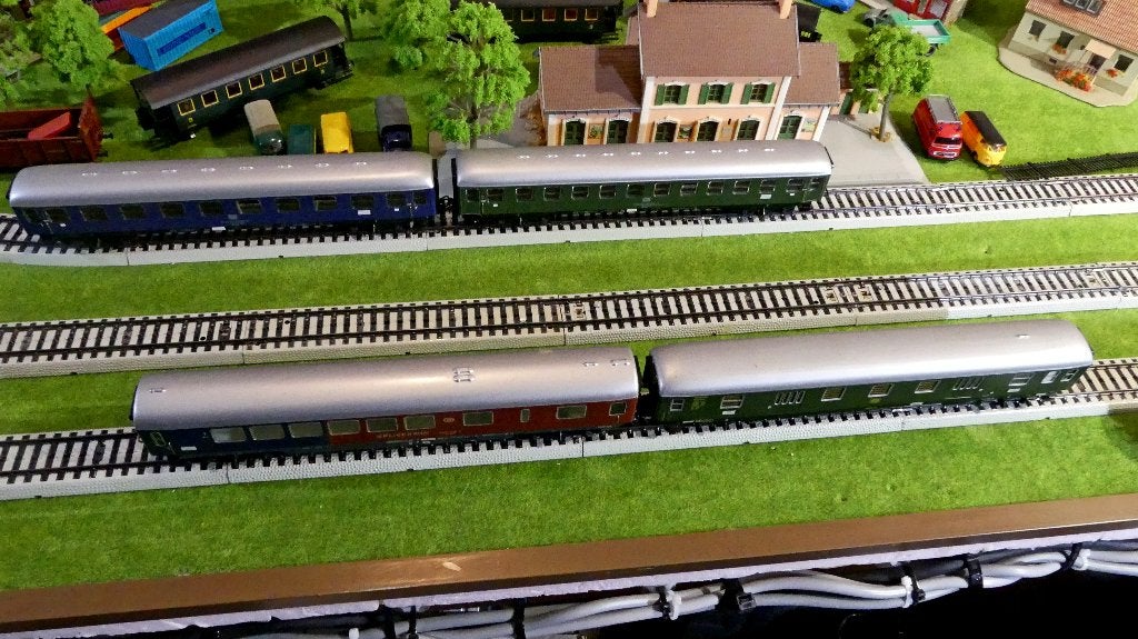 Märklin lot de 4 voitures tin plate, Courant alternatif, Wagon, Utilisé, Märklin