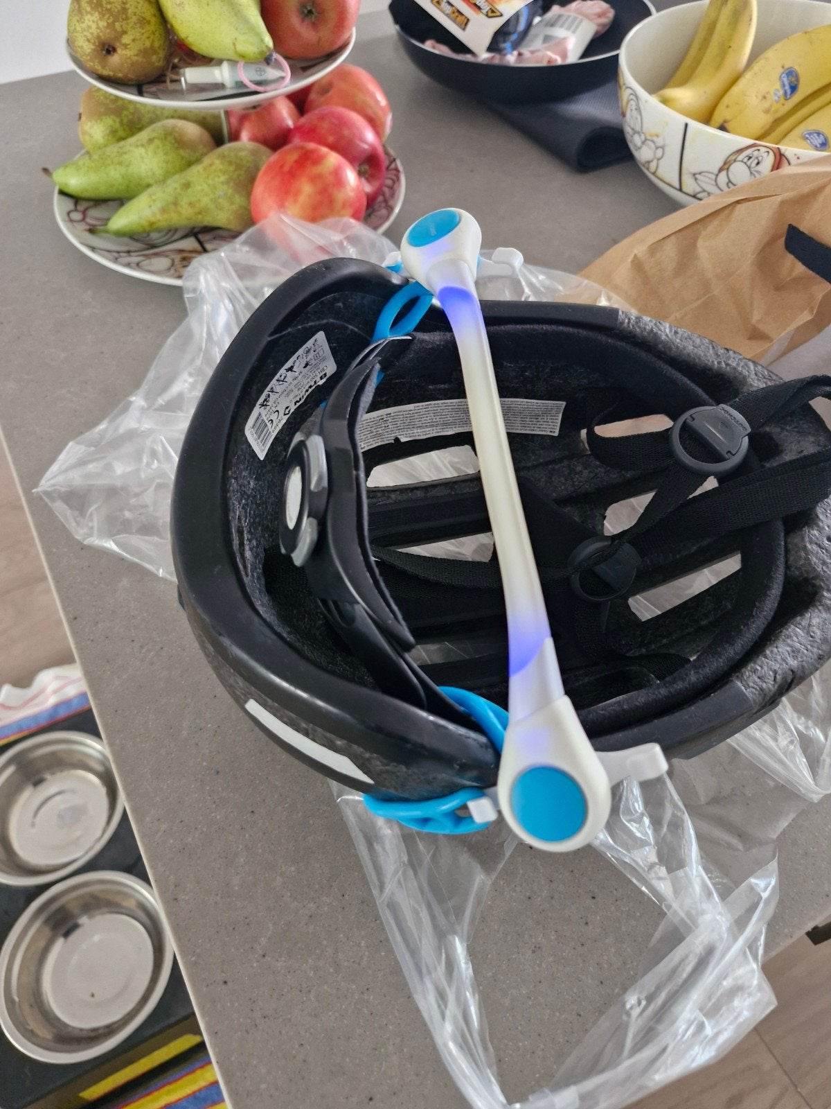 Helm en fietshelm, Ophalen of Verzenden