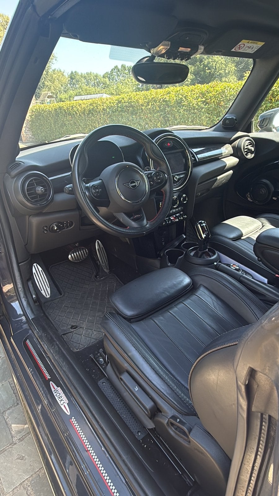 MINI Cooper S Cabrio | John Cooper Works Pakket | BTW wagen, Cabriolet, 131 kW, Leder, Bi-Xenon koplampen