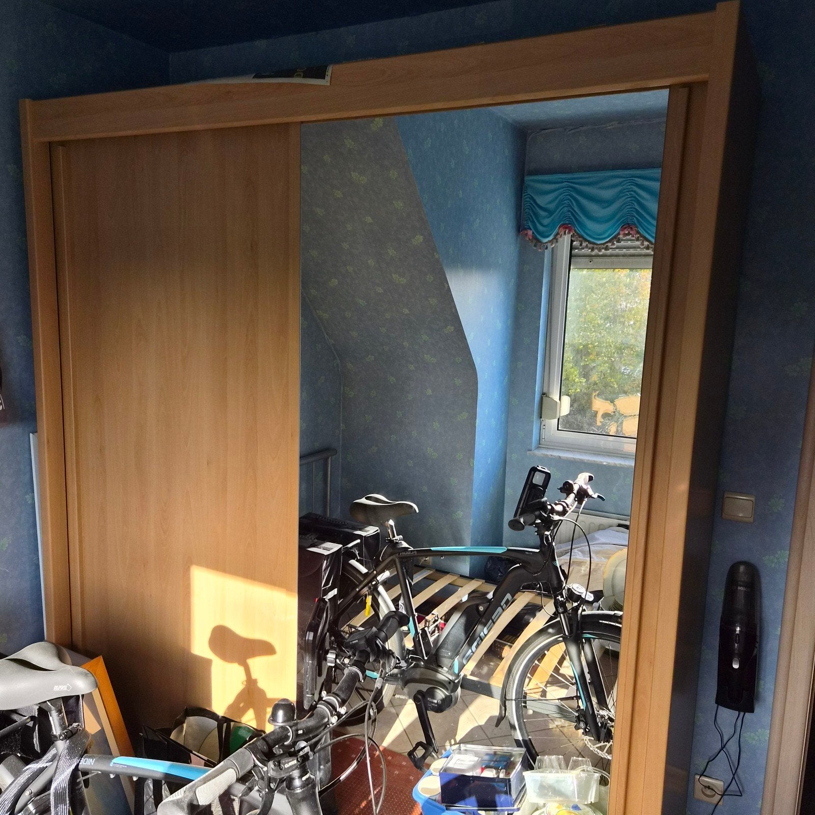 kleerkast slaapkamer, Ophalen