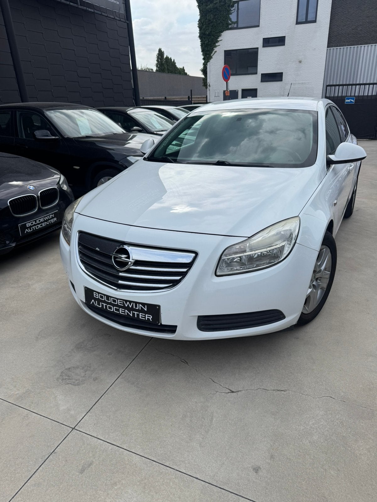 Opel Insignia 136.xxxkm benzine, gekeurd, garantie, topstaat, Voorwielaandrijving, 4 deurs, Stof, Zwart