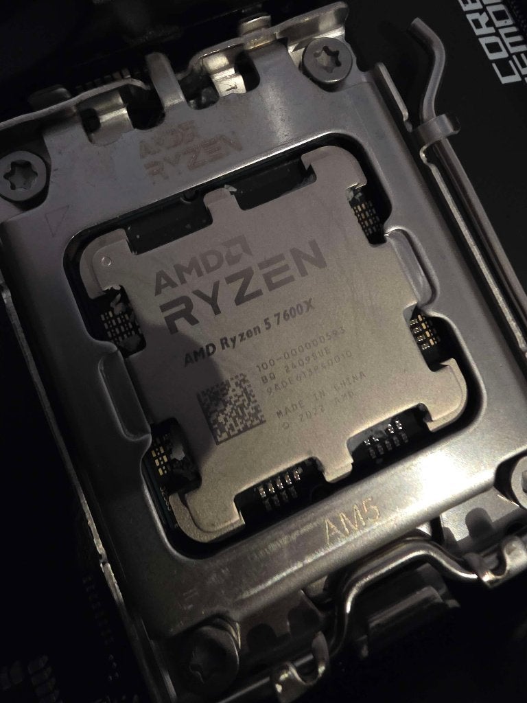 7600x + b650 WiFi Bluetooth, Informatique & Logiciels, Cartes mères, Enlèvement ou Envoi